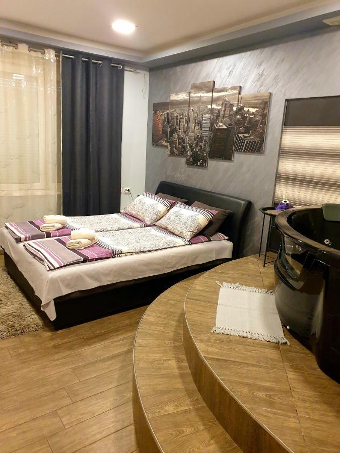 Ceca Apartman นิส ภายนอก รูปภาพ