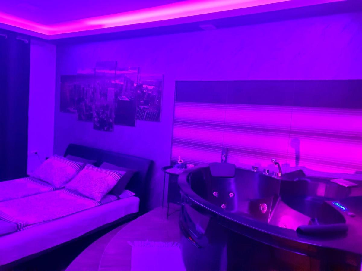 Ceca Apartman นิส ภายนอก รูปภาพ